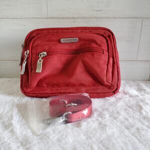 Baggallini Triple Zip Bagg